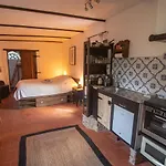 Yuccasa - Small Glamping & Studio's