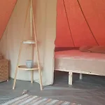 Yuccasa - Small Glamping & Studio's Apartment