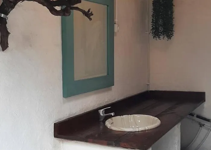 Yuccasa - Small Glamping & Studio's * بومبال