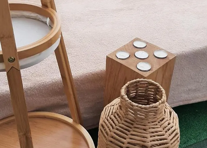 Yuccasa - Small Glamping & Studio's * بومبال